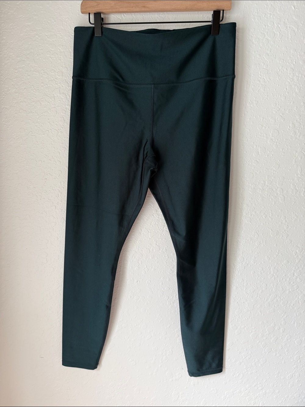 ATHLETA Elation Sheen Tight High-Waist Forest Green Active Leggings